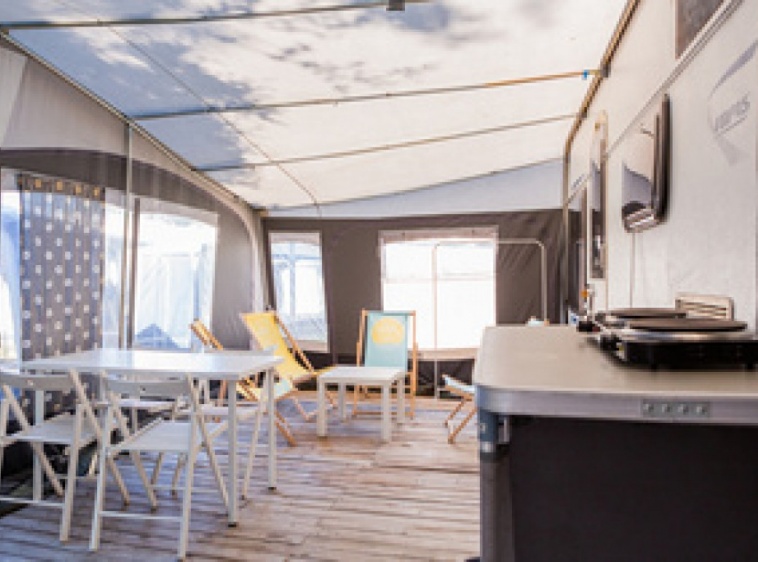 Camping Molo Surf Spot ?v=1.0